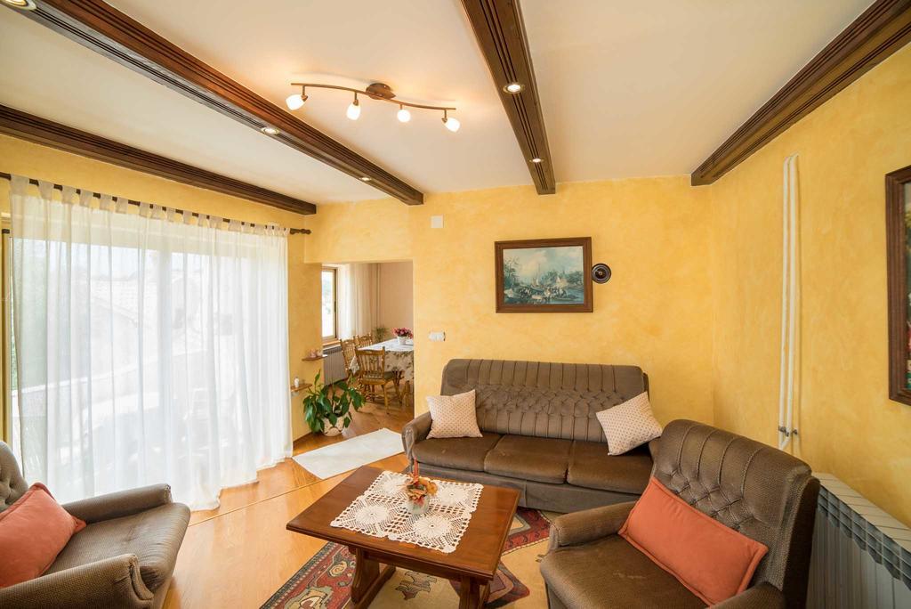 Apartment Anica Palit Екстериор снимка