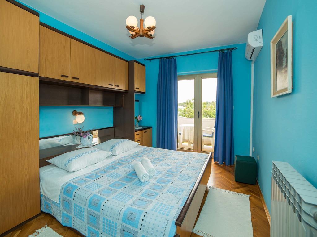 Apartment Anica Palit Екстериор снимка